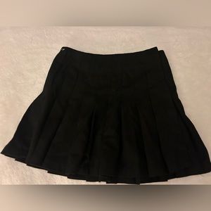 Brandy Melville pleaded skirt